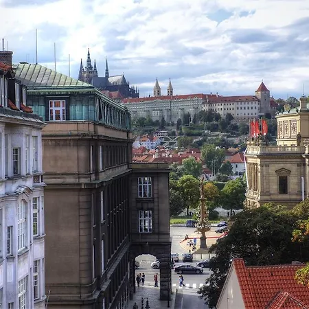 Appartement Zatecka N°14 *